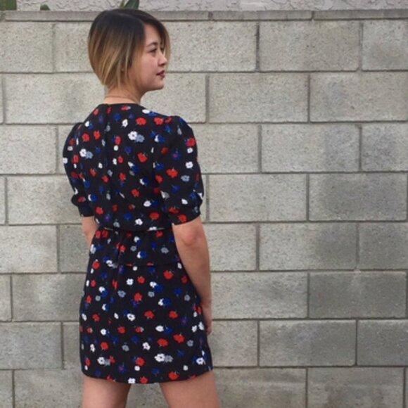 80s floral flash back mini dress - Picture 2 of 6